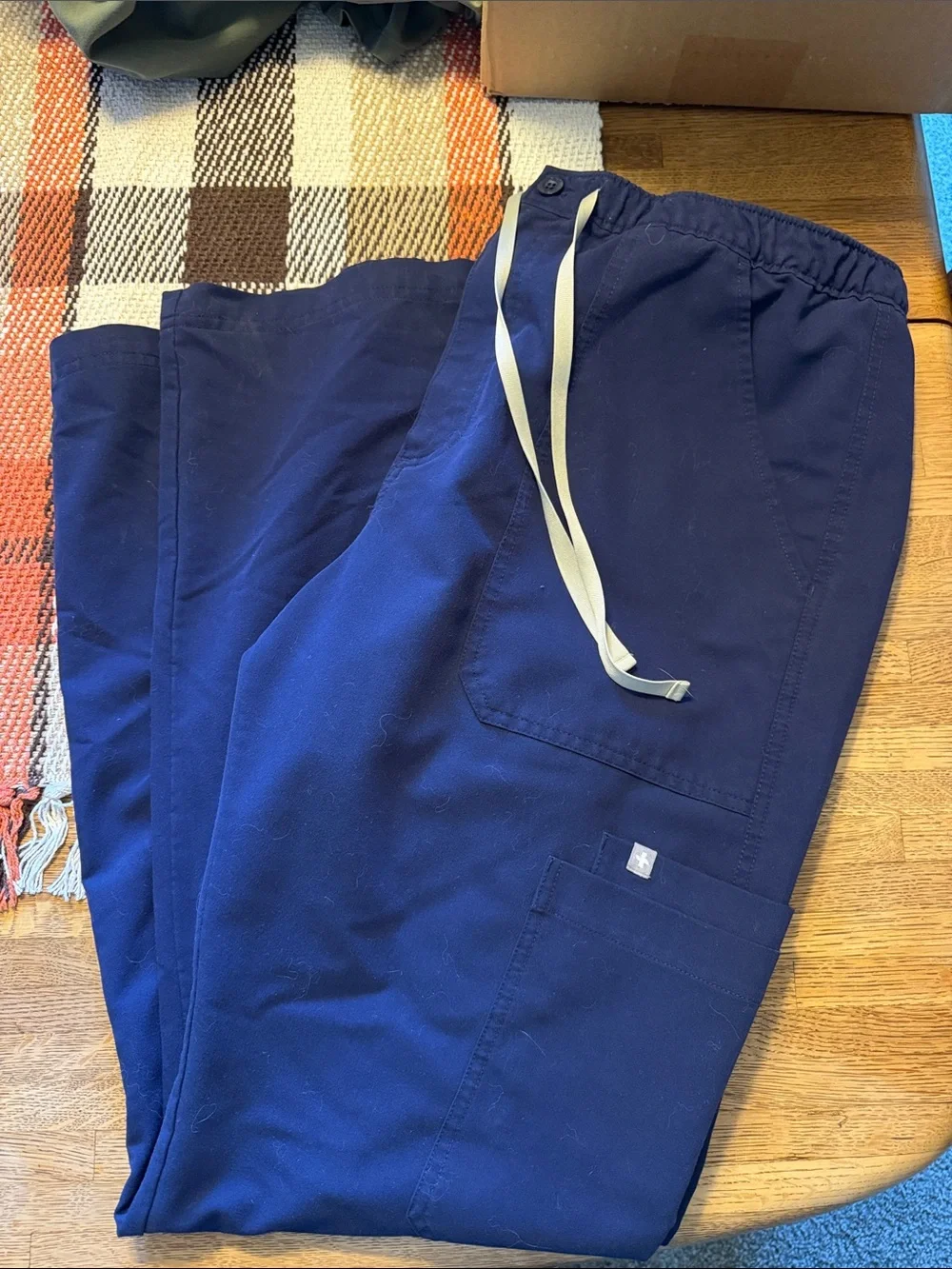 Men's Navy Cairo Cargo Scrub pants - FIGS